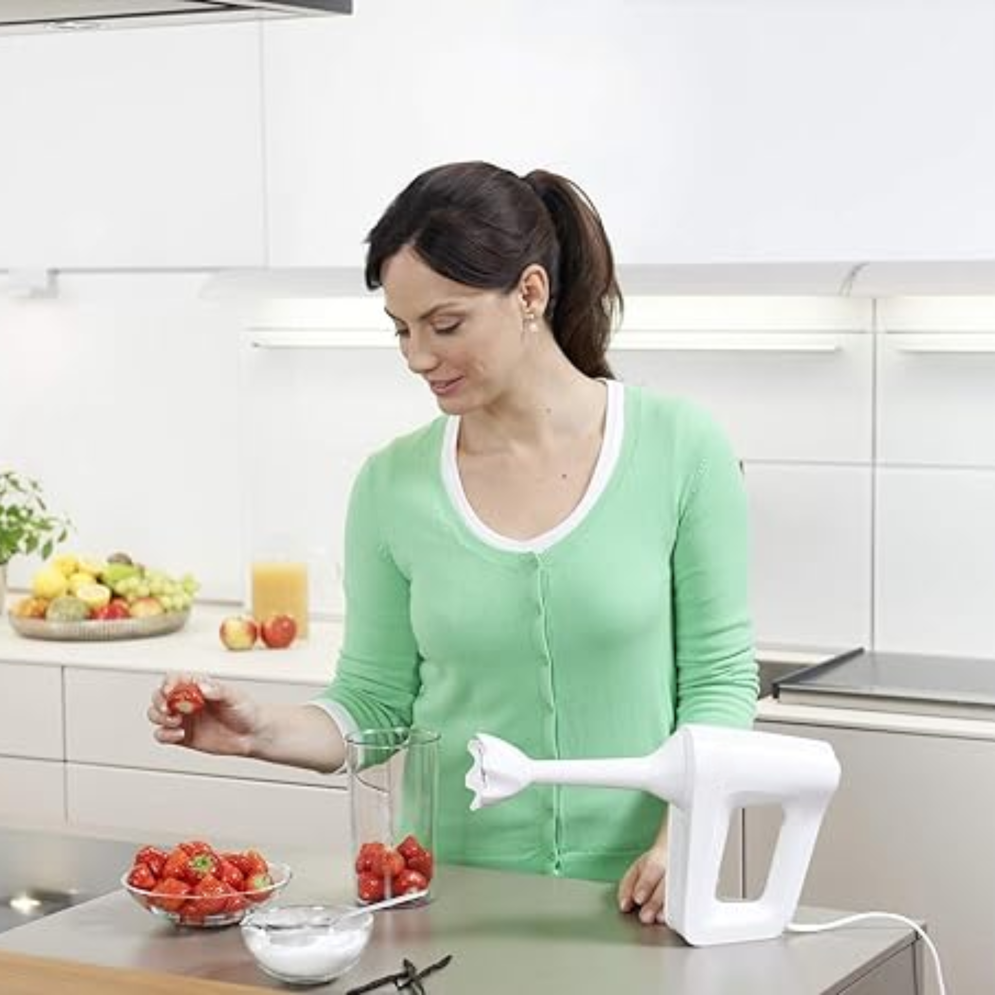 Braun HM3135 MultiMix 3 – Mixeur à Main 500W, 5 Vitesses, Fouet et Pétrin Amovibles, Mini Hachoir 500ml, Bol Gradué 600ml, Socle Mixeur, Blanc (Sans Marque)